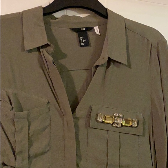 Kaki blouse - Picture 2 of 2